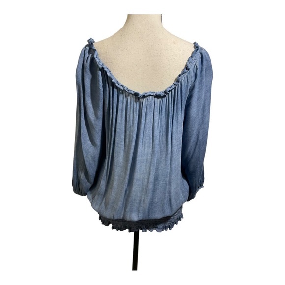 Marc New York chambray off shoulder size medium blouse. Elastic bottom. - Picture 5 of 10